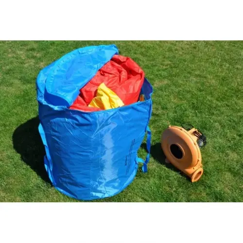 zabaleny skakaci hrad